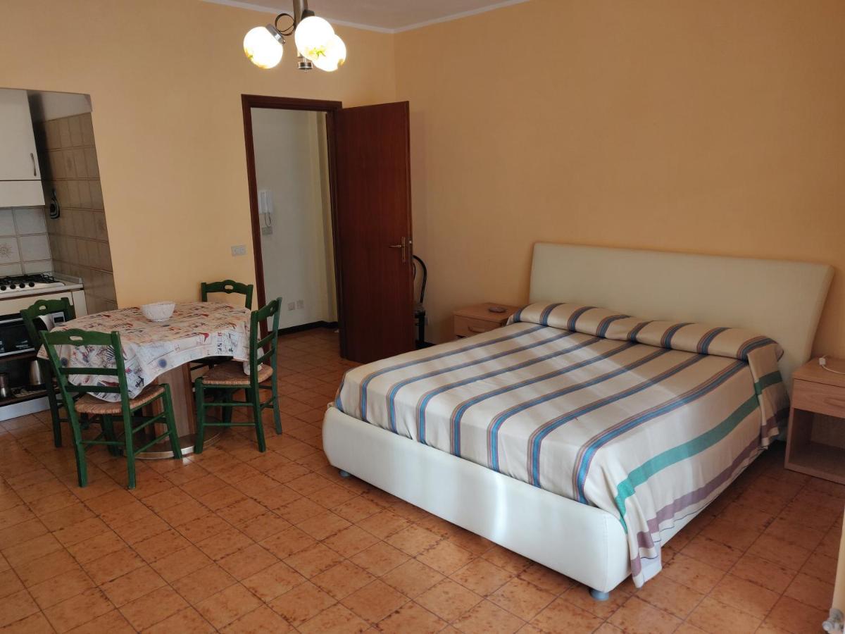 Residenza Il Poggio Apartment San Bartolomeo Al Mare Ngoại thất bức ảnh