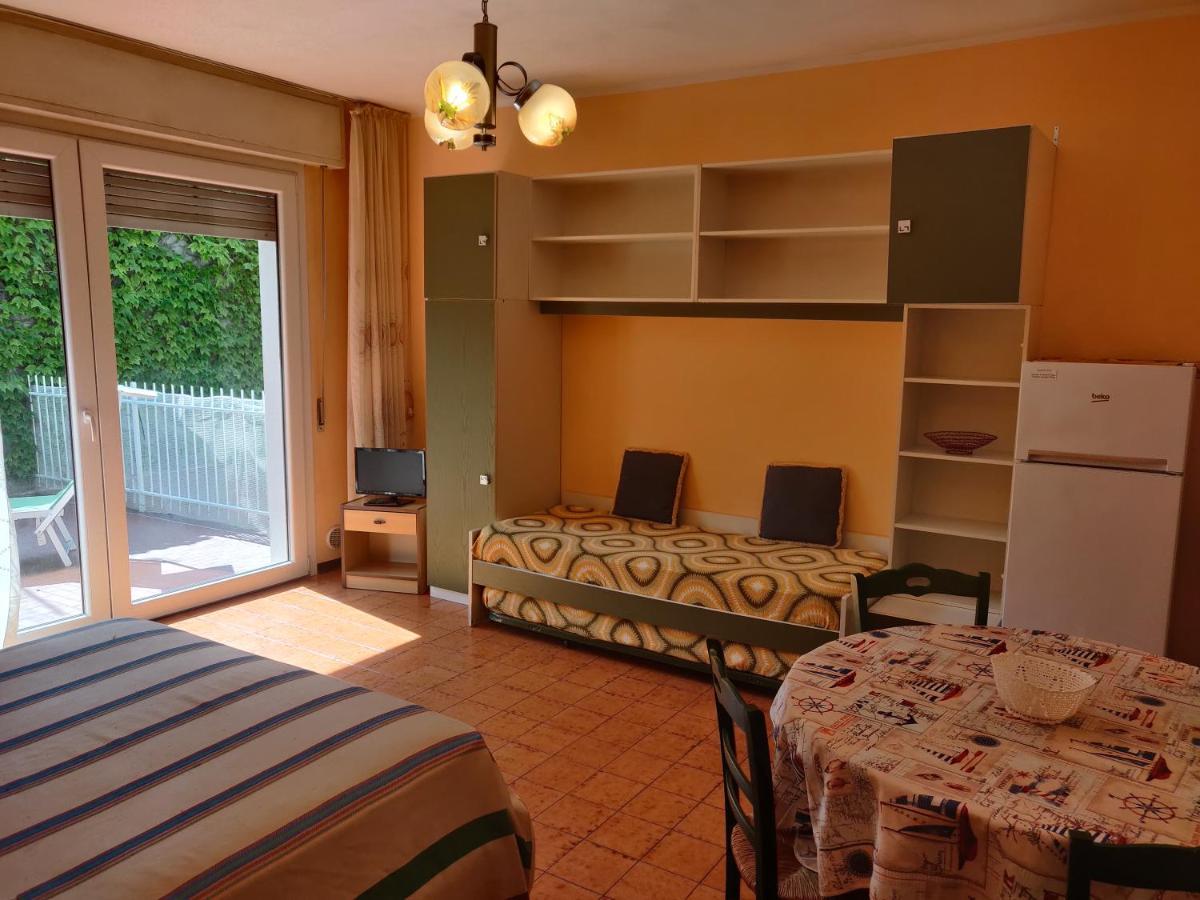 Residenza Il Poggio Apartment San Bartolomeo Al Mare Ngoại thất bức ảnh