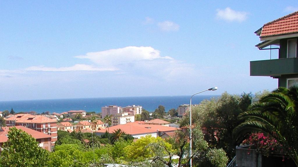 Residenza Il Poggio Apartment San Bartolomeo Al Mare Ngoại thất bức ảnh