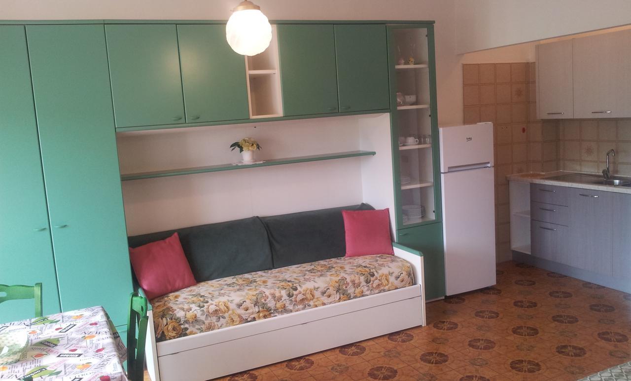 Residenza Il Poggio Apartment San Bartolomeo Al Mare Ngoại thất bức ảnh
